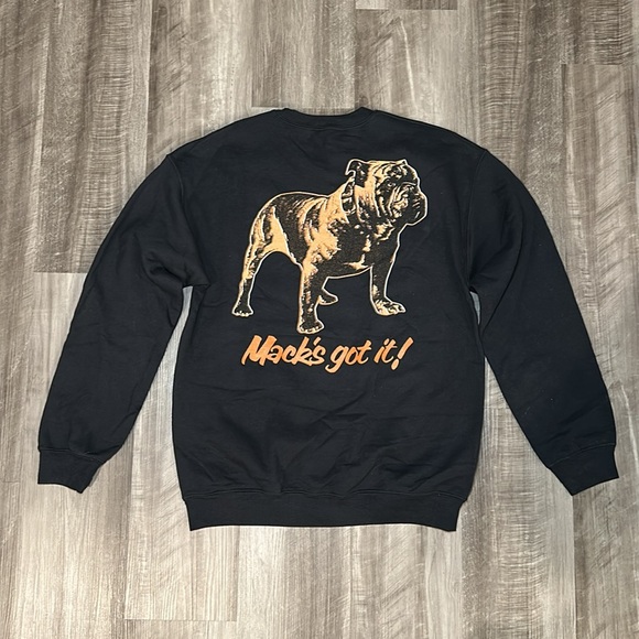 Mack Trucks Bulldog Gildan Sweatshirt (NWOT) - Medium - Picture 3 of 6